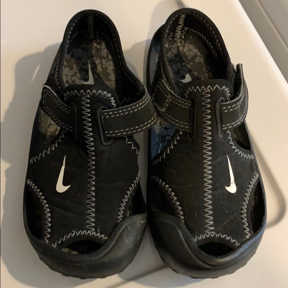 Nike neoprene UV proof sandals